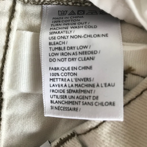 ✨Last1 sz28! NWT UO BDG High Rise Mom Jeans - Picture 6 of 8